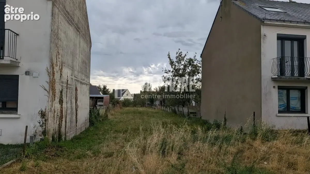 Terrain constructible 691 m² - photo 2