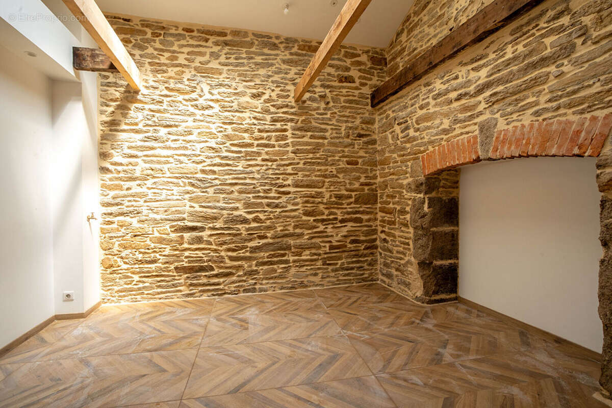 A vendre à Melgven - Local commercial 76m² - photo 2