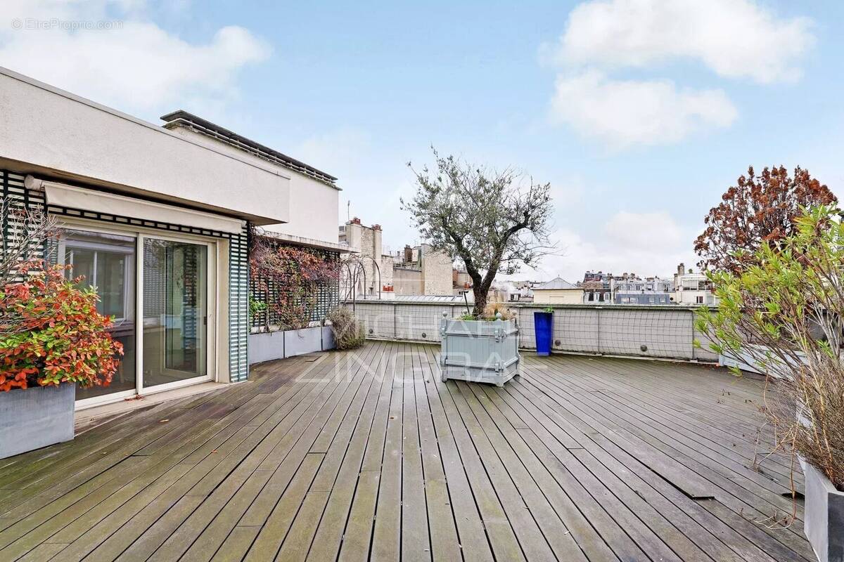 Appartement à PARIS-6E