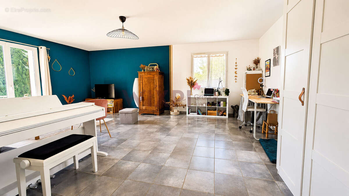 Maison à ROMANS-SUR-ISERE