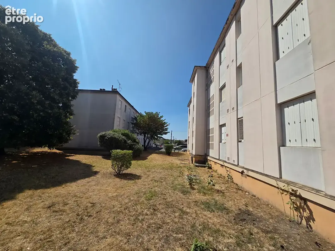 Appartement Angouleme 4 pièce(s) 80 m2 - photo 16