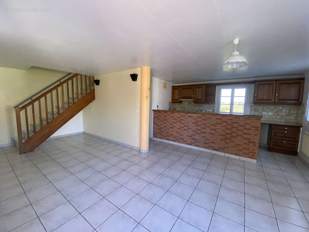 Maison à GAGNAC-SUR-CERE