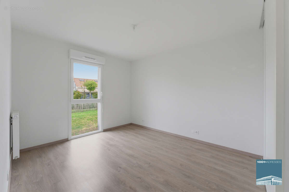 Appartement à PAREMPUYRE