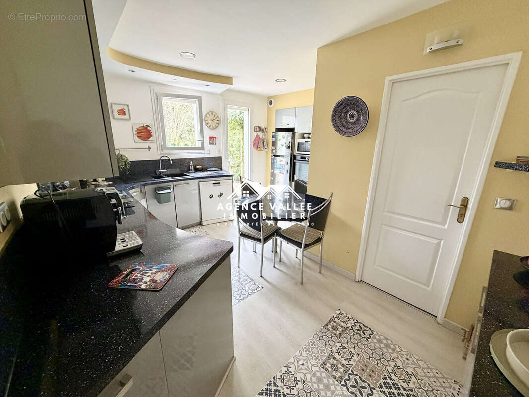 Maison à SAINT-GERMAIN-LES-CORBEIL