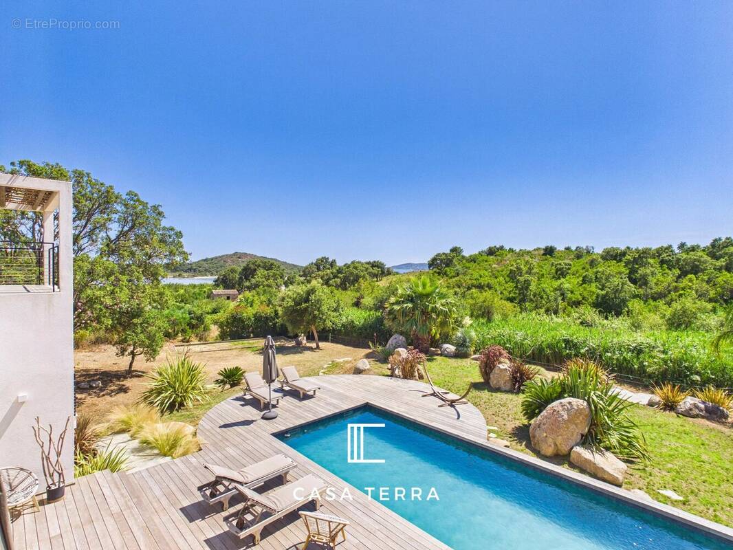 Maison à PORTO-VECCHIO