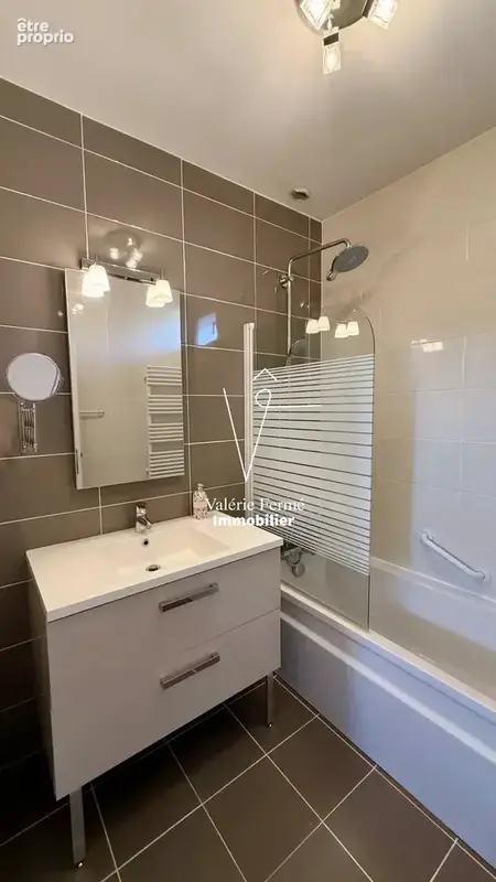 Elégante Maison Familiale: 5 chambres, Double-garage- Proche Golf Bordelais-Bordeaux - photo 22