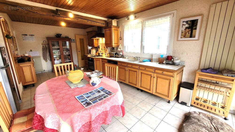 Maison à FLEURY-SUR-ORNE