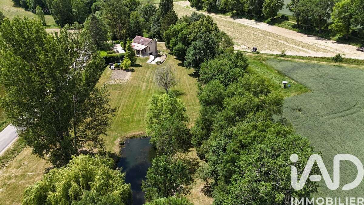 Maison 60 m² à Saint-Paul-De-Loubressac  - photo 2
