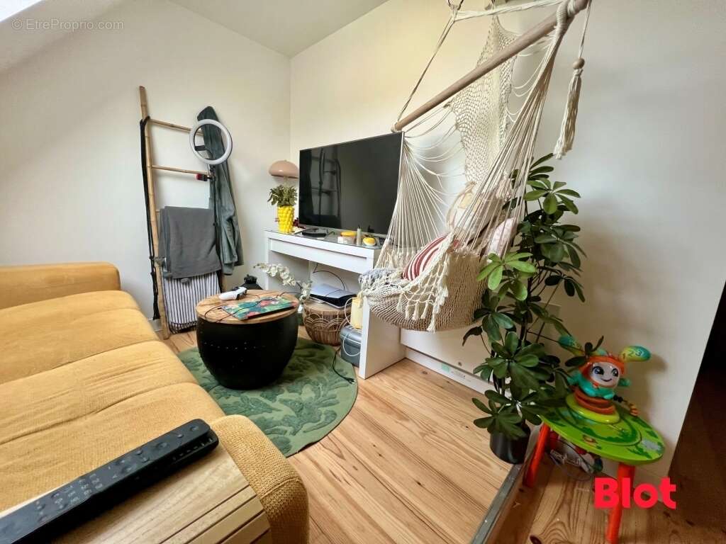 Appartement à MONTAUBAN-DE-BRETAGNE