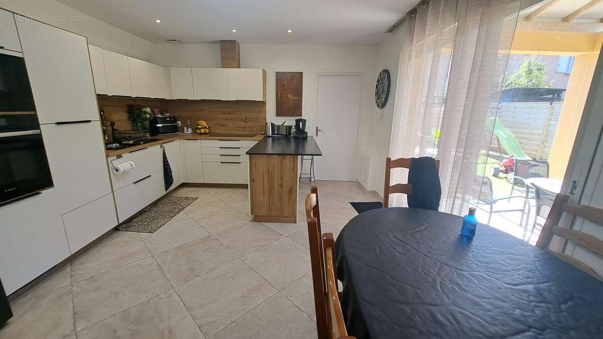 Maison à BUXEROLLES