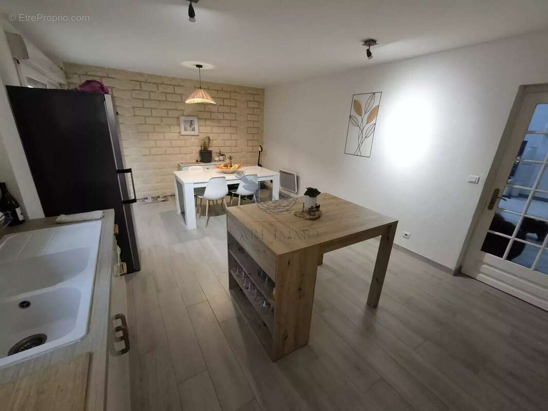 Appartement à LIERGUES