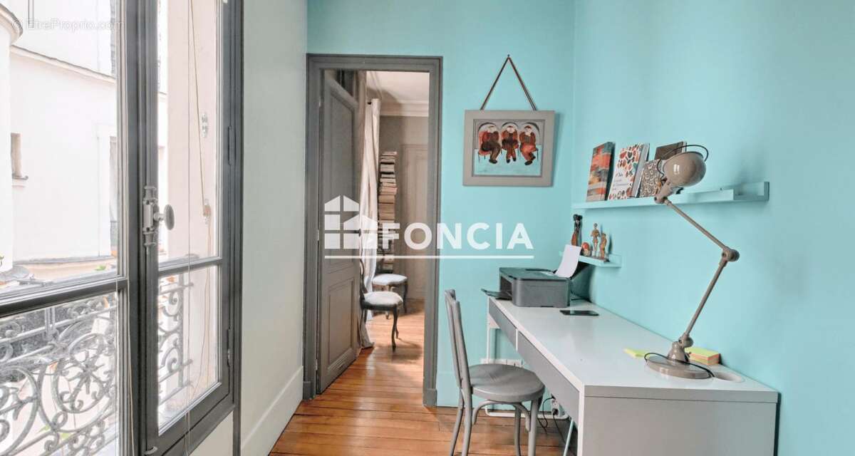 Appartement à PARIS-11E