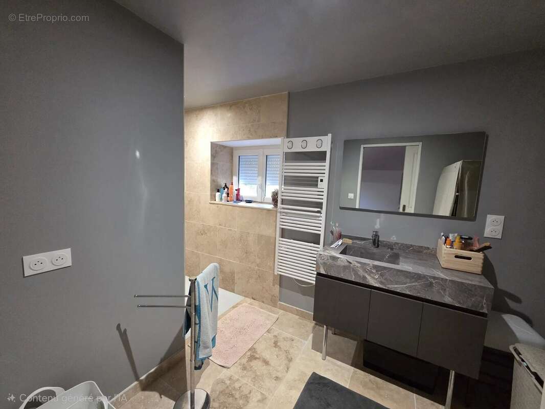 Appartement à SAINT-BASILE