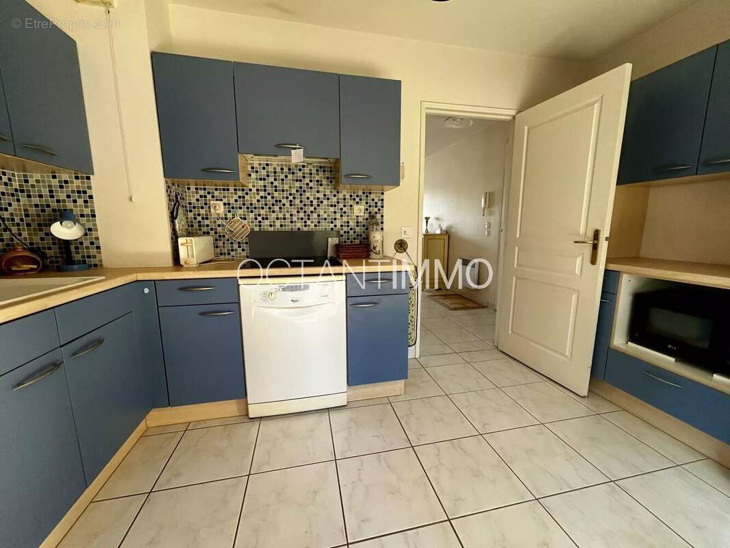 Appartement à VILLENEUVE-LOUBET