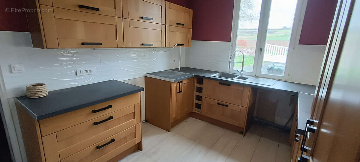 Maison à VAUX-SUR-SOMME