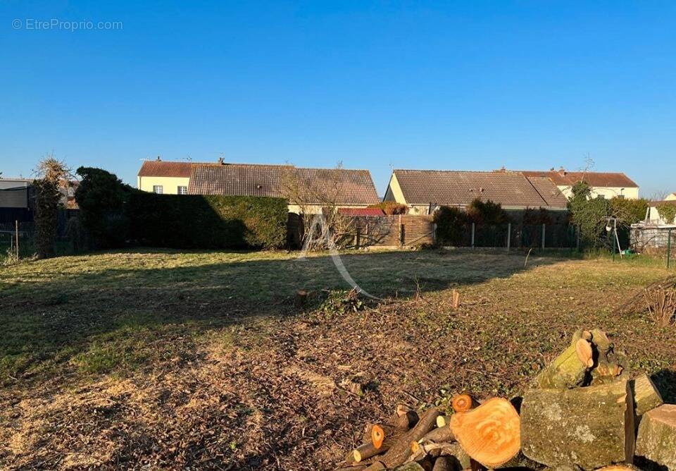 Terrain à LE MANOIR