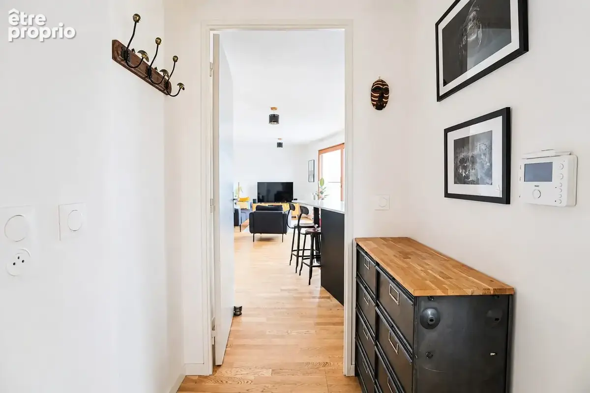 Appartement 3 pièces 66 m² à vendre à Montreuil (93100) - photo 2