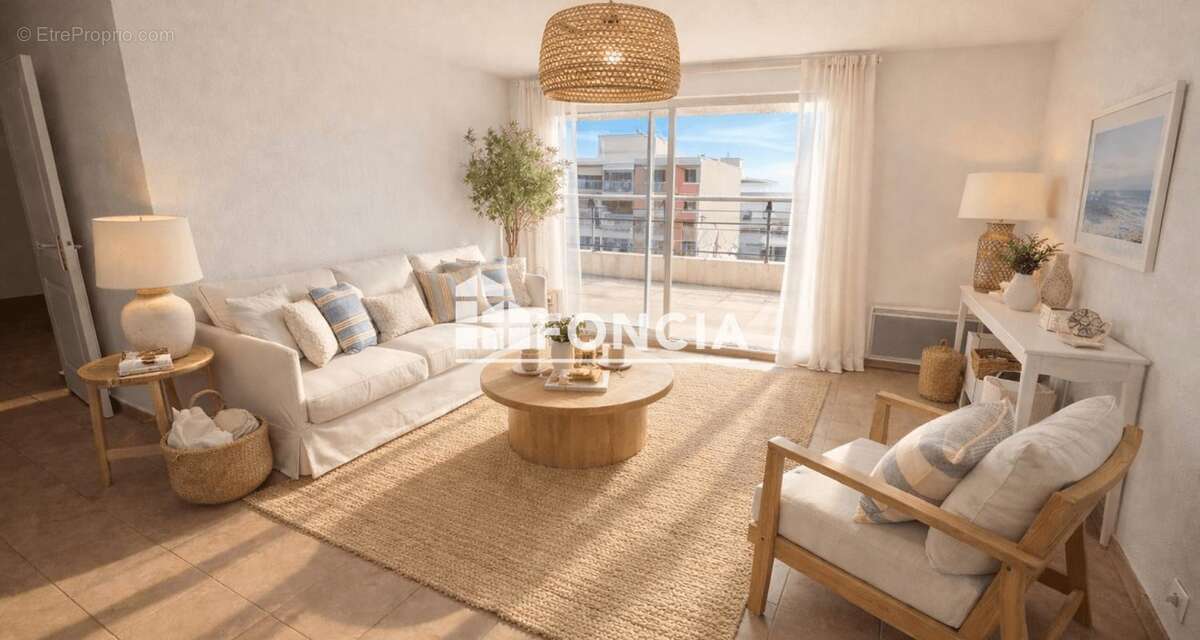 Appartement à VALLAURIS