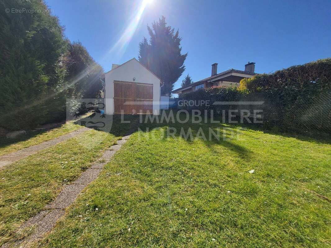 Maison à BONNIERES-SUR-SEINE