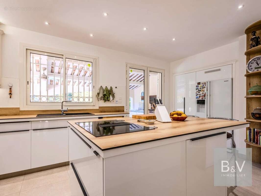 Maison à MOUANS-SARTOUX