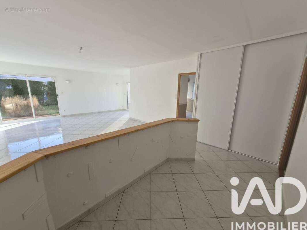 Photo 7 - Maison à NESMY