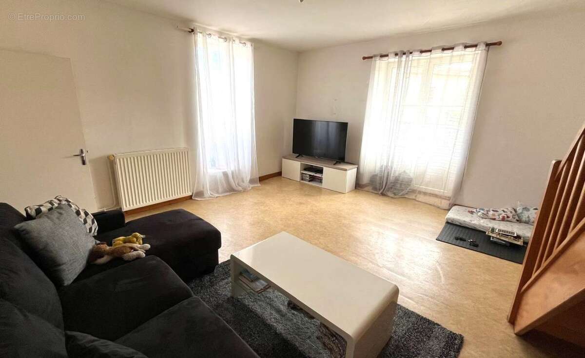 Appartement à ARINTHOD