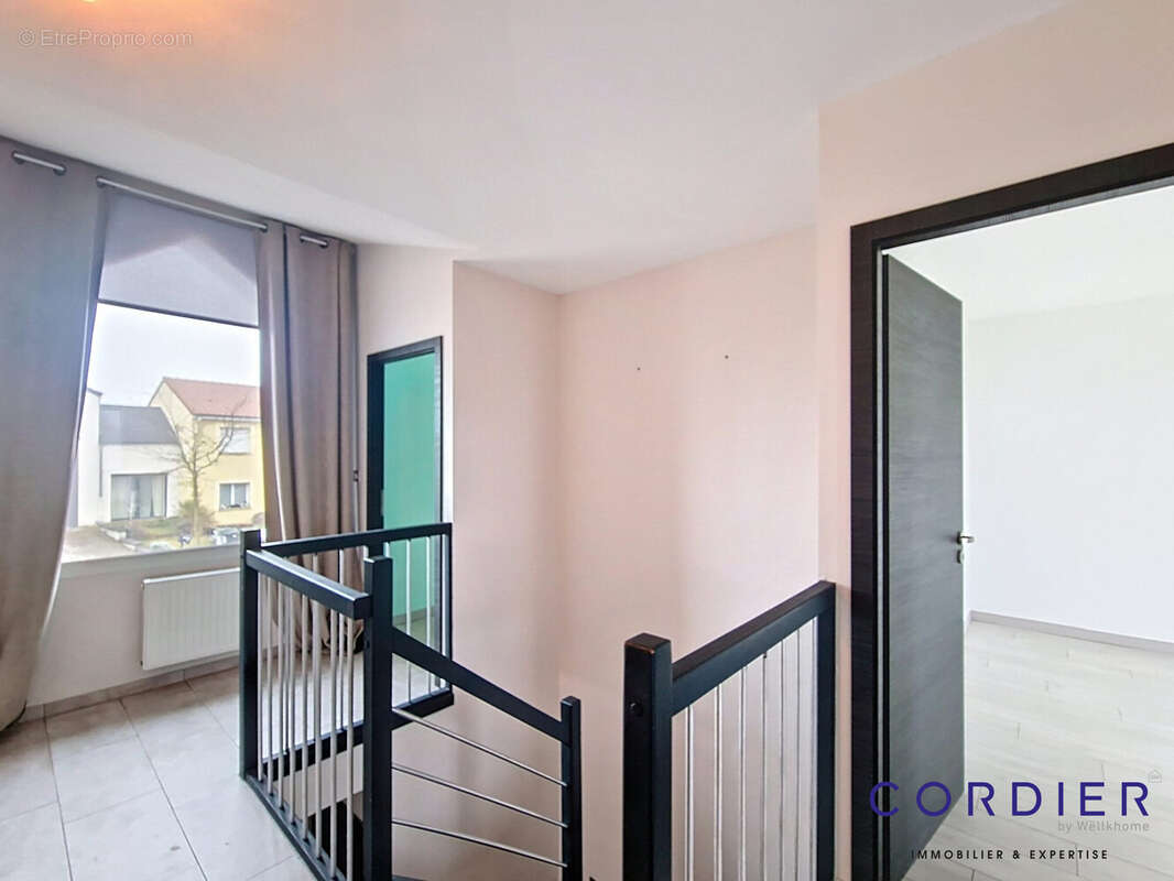 Maison 124 m² à Ottange  - photo 6