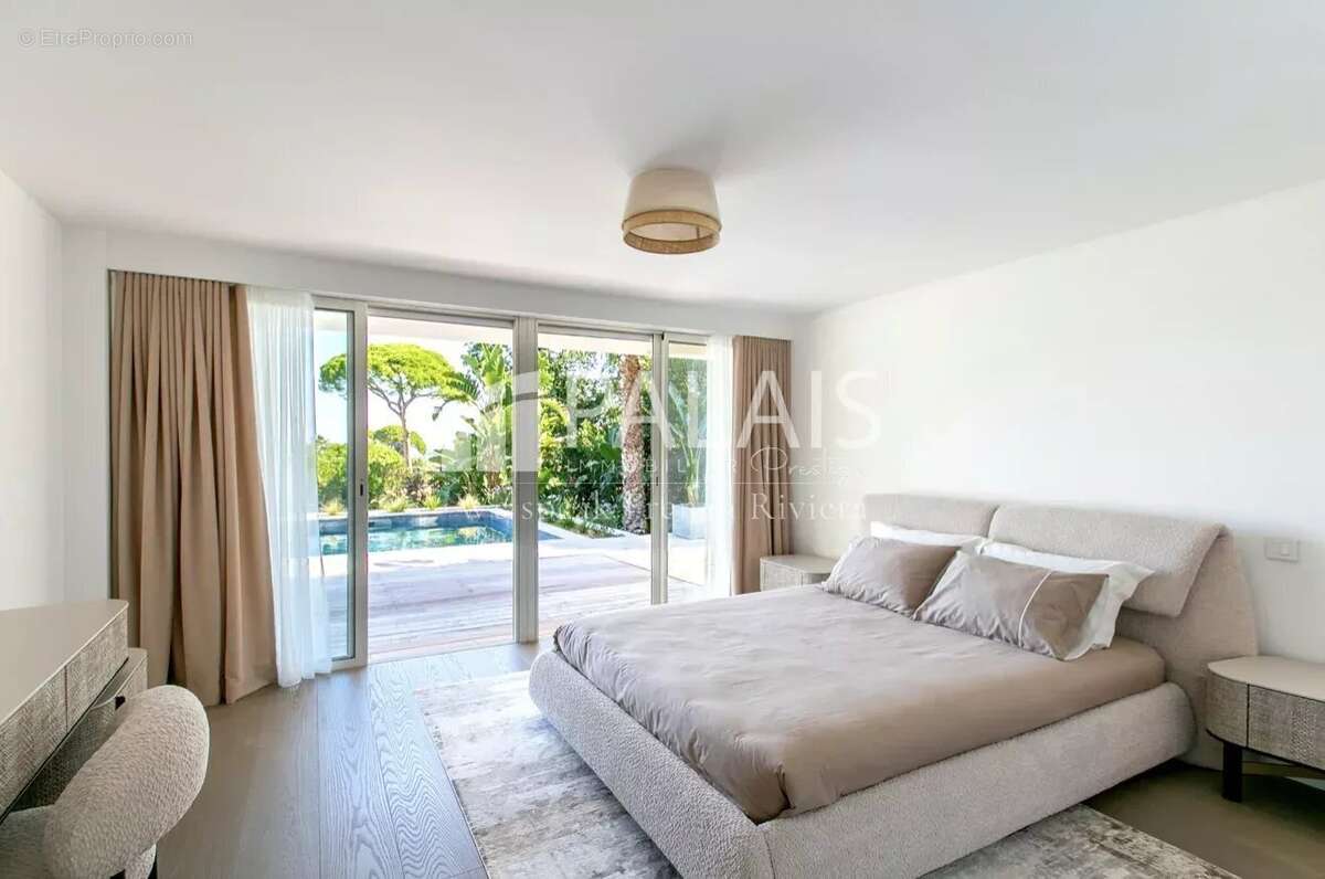 Maison à ANTIBES