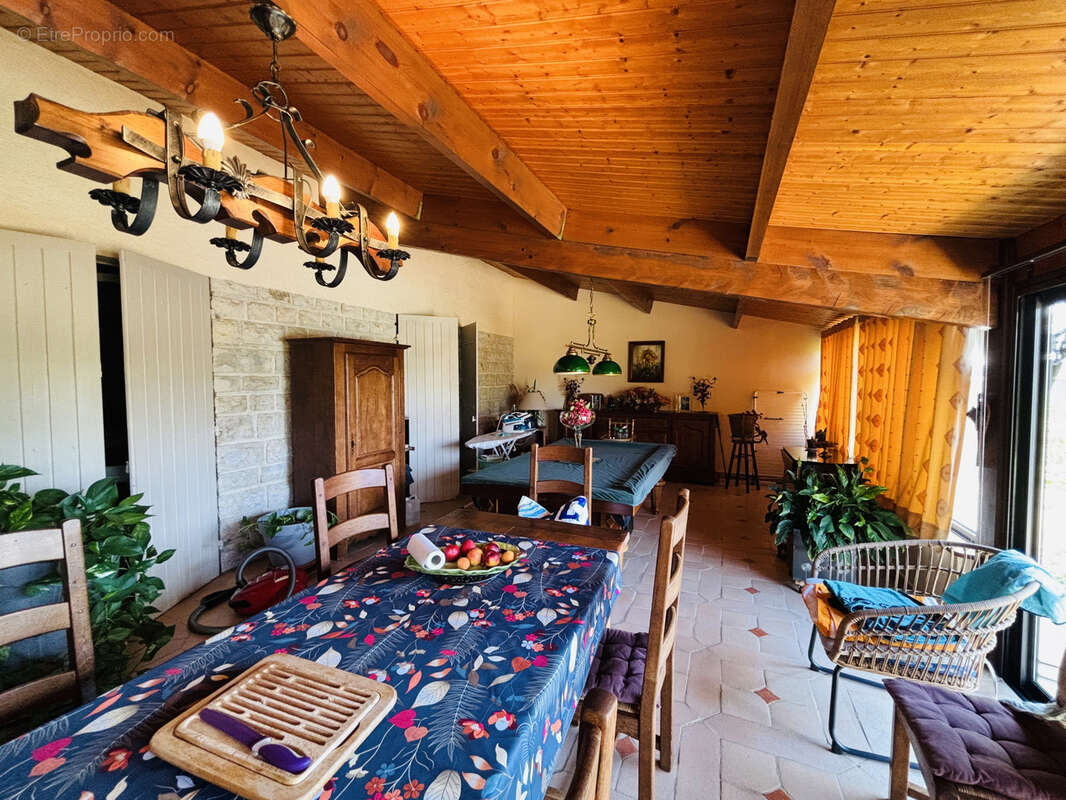 Maison à SAINT-AULAYE