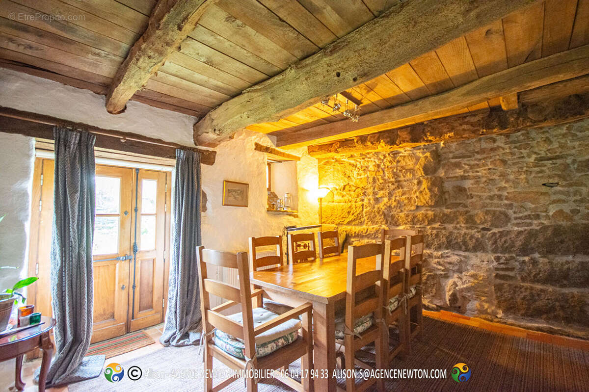 Maison à ANTRAIN