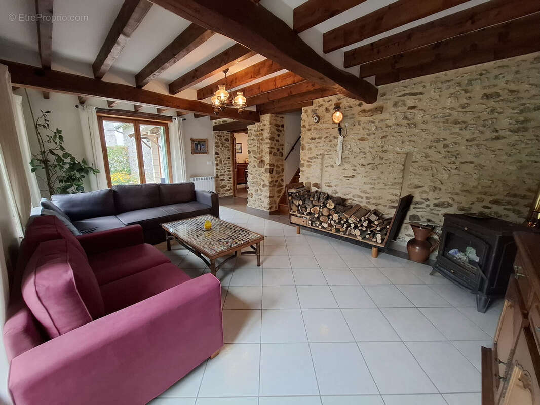 Maison à MONTMIRAIL