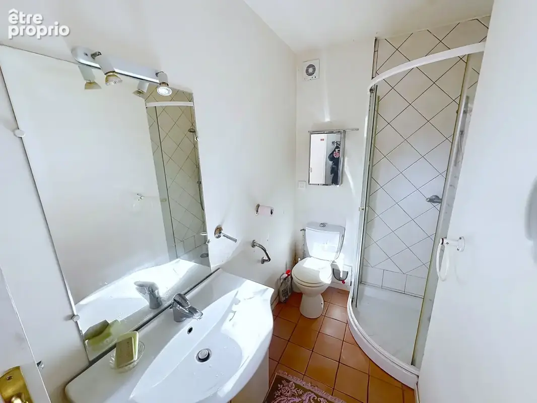 CO-EXCLUSIVITÉ - Villa de plain-pied à rénover - Quartier de l'Ara   Fort potentiel. - photo 7