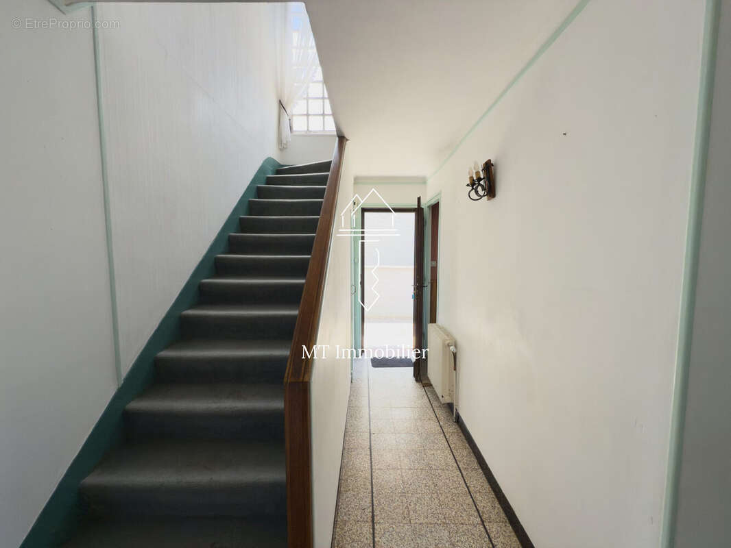 Maison à BEAURAINVILLE