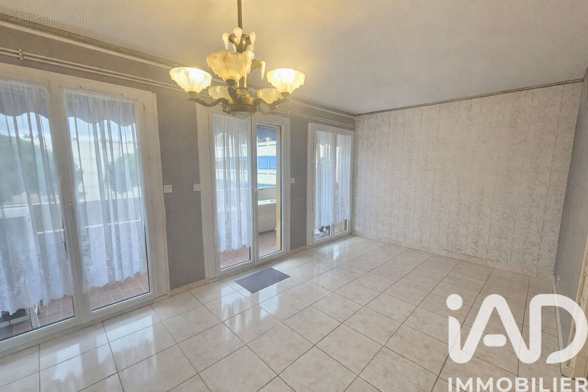 Photo 4 - Appartement à FREJUS