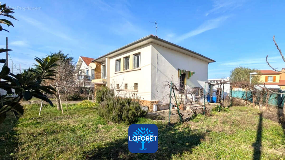 Maison à SAINT-PRIEST