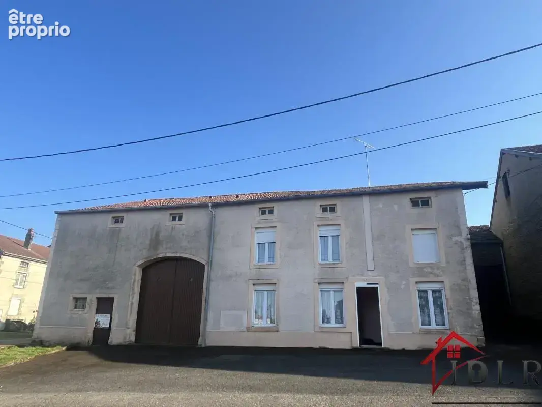 Maison T5   122 m2   Terrain 1 135 m2 + dépendances - photo 1