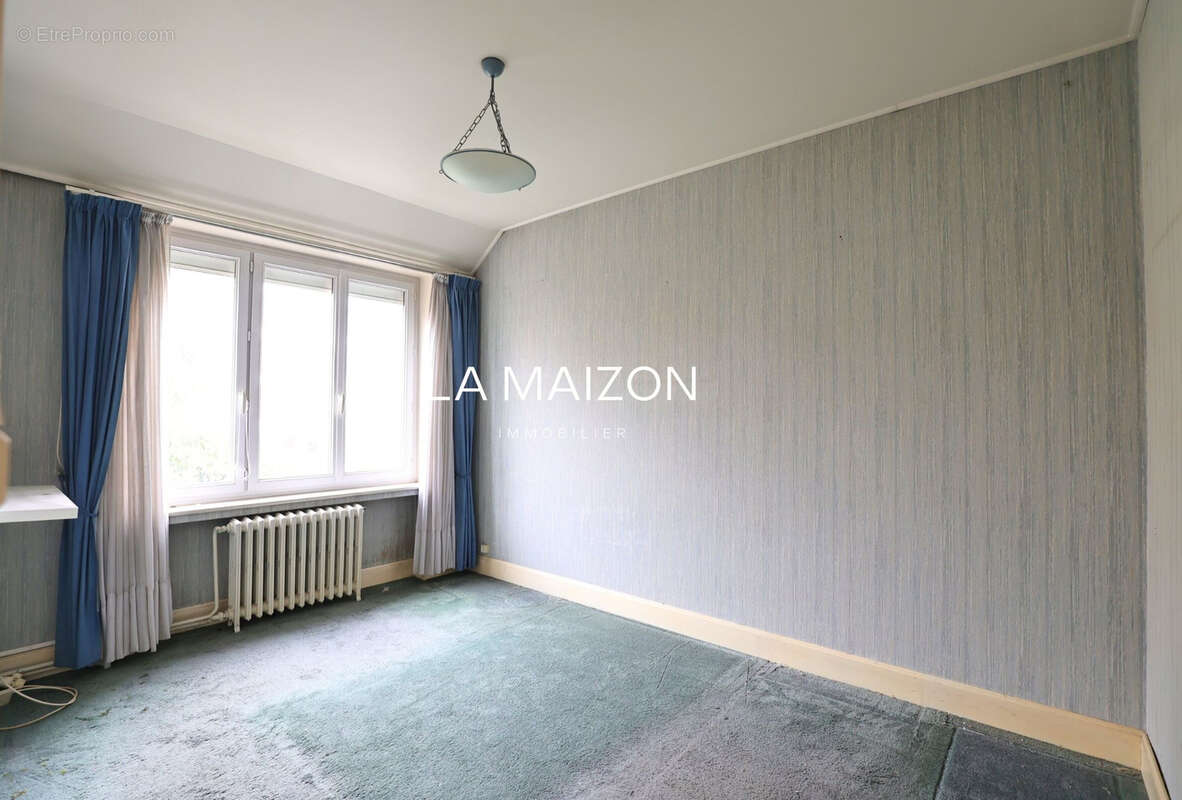 Maison à LA MADELEINE