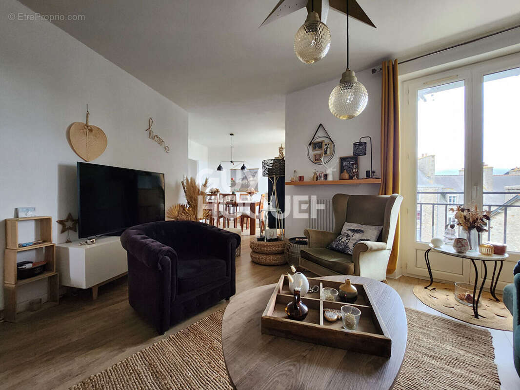 Appartement à DINAN