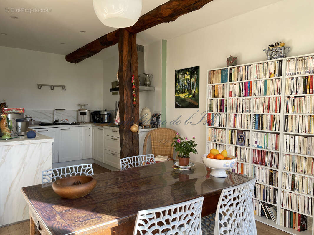 Maison à COULAURES