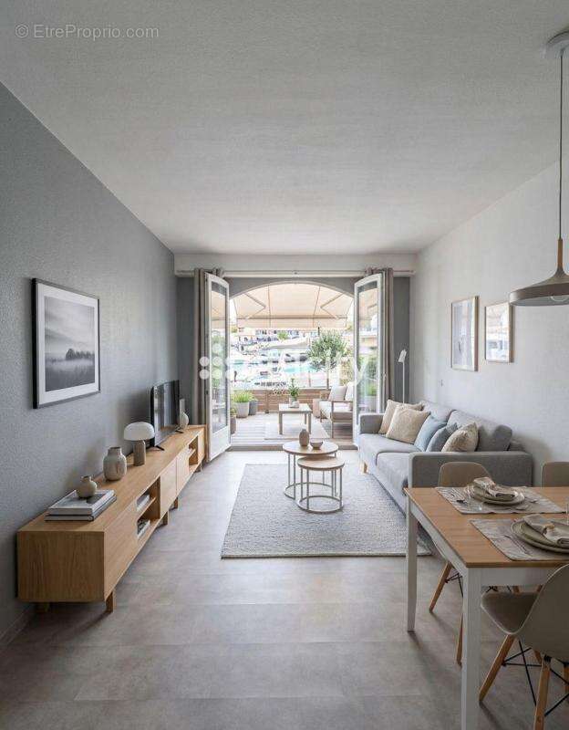 Appartement à GRIMAUD