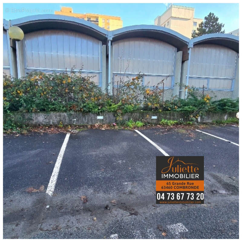 Parking à CLERMONT-FERRAND