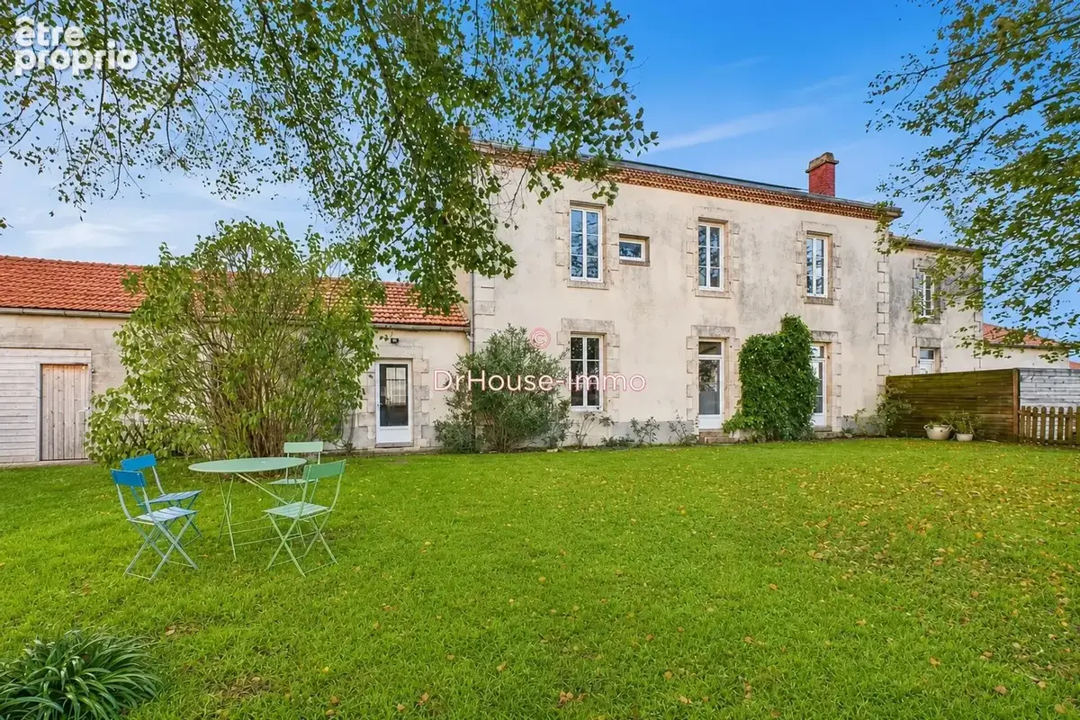 Maison à NALLIERS