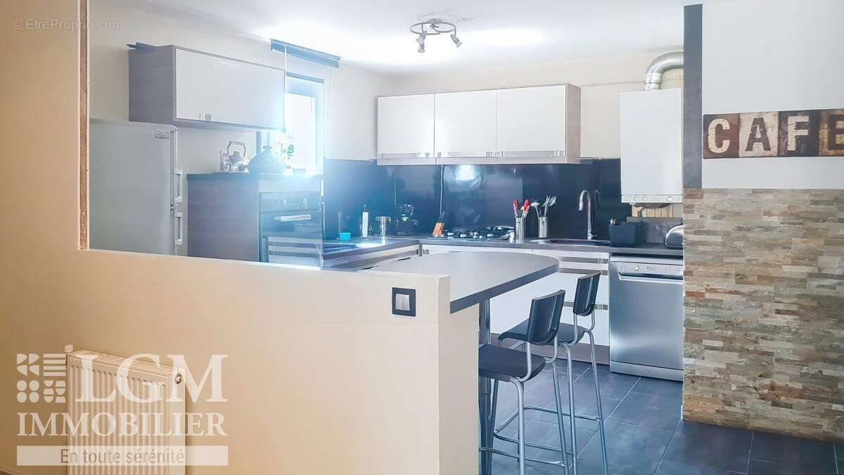 Appartement à VITROLLES