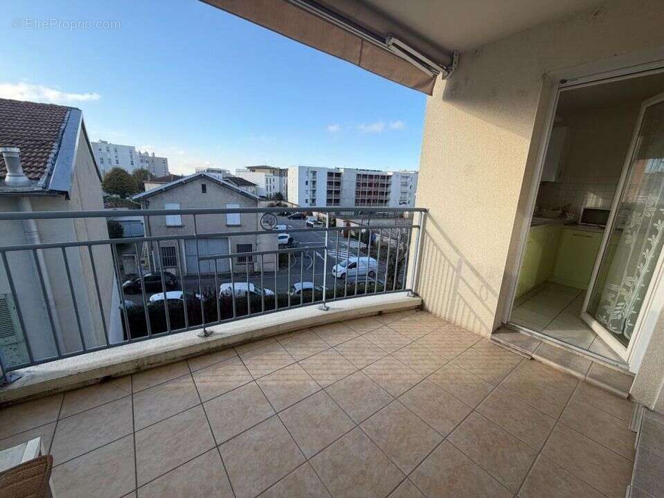 Appartement à ROMANS-SUR-ISERE