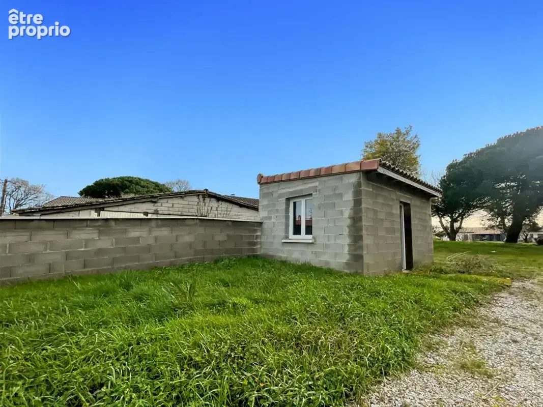 EXCLUSIF À MONTJOIR : Propriété de Caractère de 260 m² ? DPE A - photo 17
