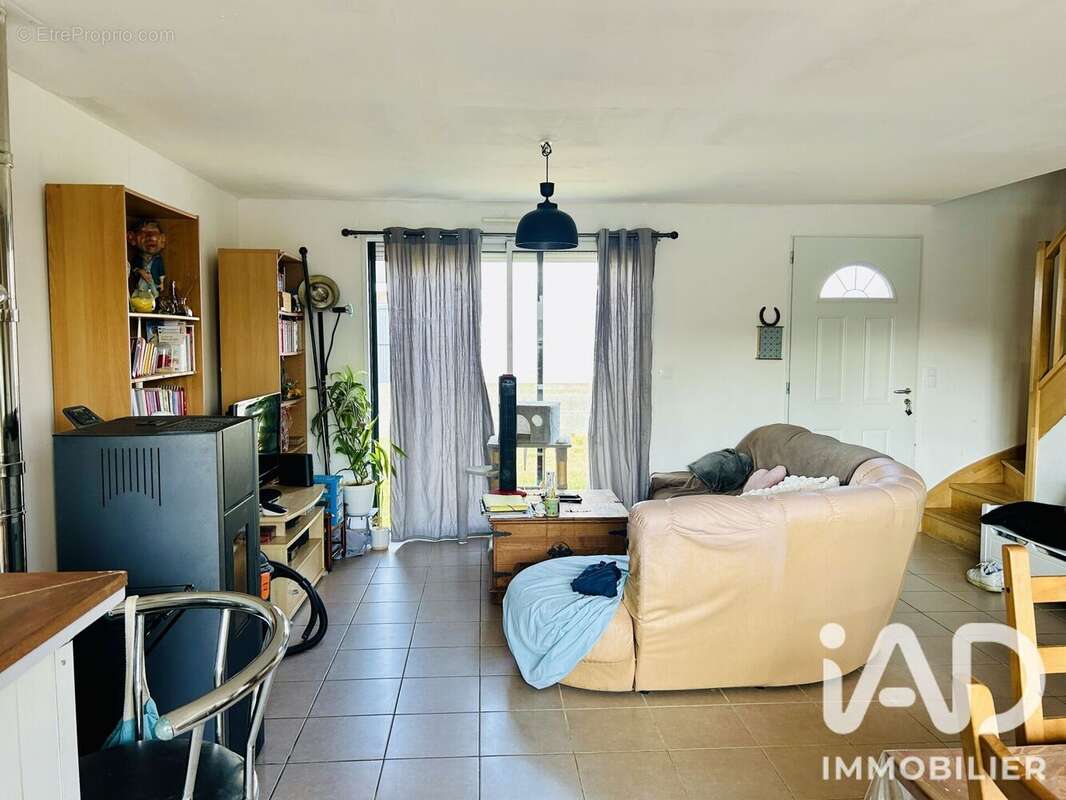 Maison 101 m² à Val-D'ize  - photo 4