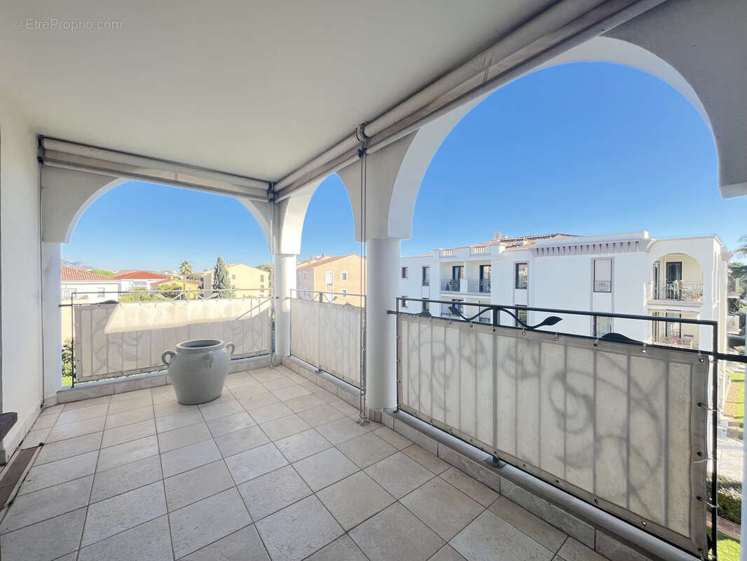 Appartement à SANARY-SUR-MER