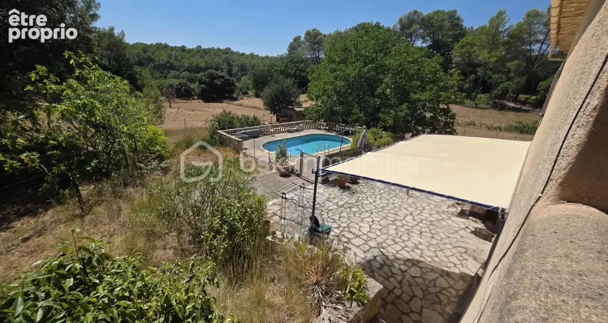  BIEN RARE À LA VENTE – LORGUES – Maison avec piscine, vue dominante et 5 000 m² de terrain - photo 4