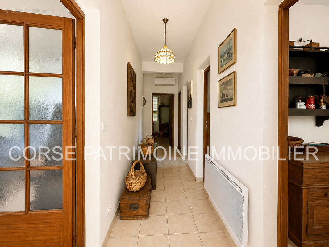 Maison au coeur d'Aleria - photo 7