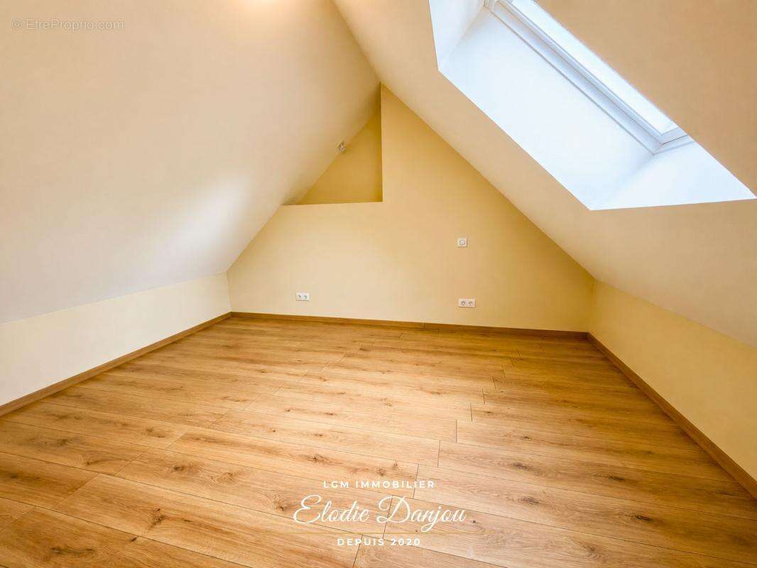 Maison de caractère entièrement rénovée – Vie de plain-pied – 2 chambres – Terrain clos – Proche Morée et Châteaudun - photo 8